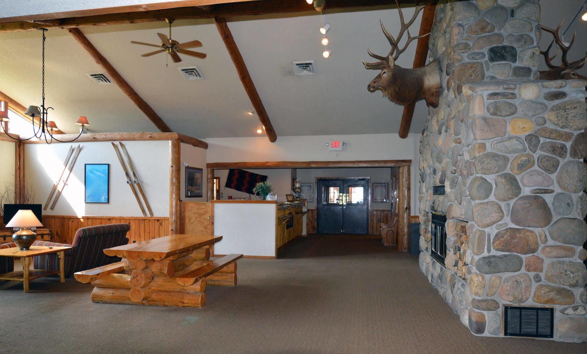 Bucks T4 Lodge 빅스카이 외부 사진